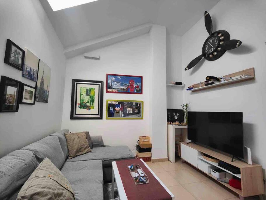 Apartamento Recien Reformado En Barajas Pueblo Madrid Eksteriør bilde
