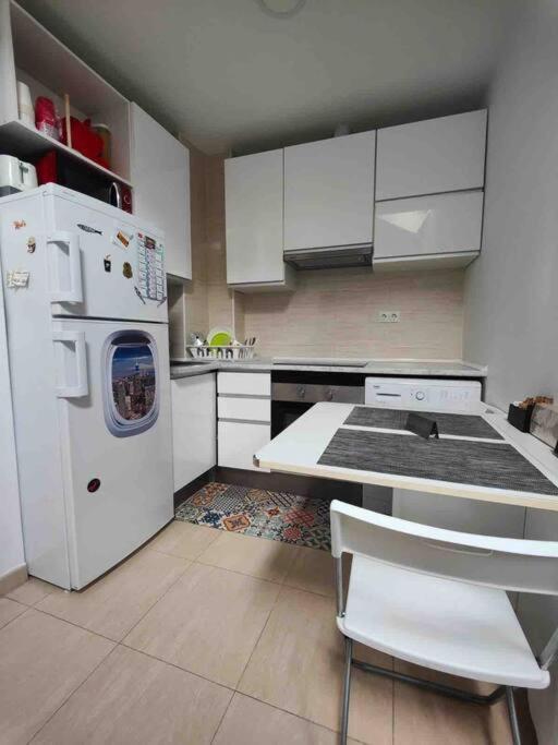 Apartamento Recien Reformado En Barajas Pueblo Madrid Eksteriør bilde